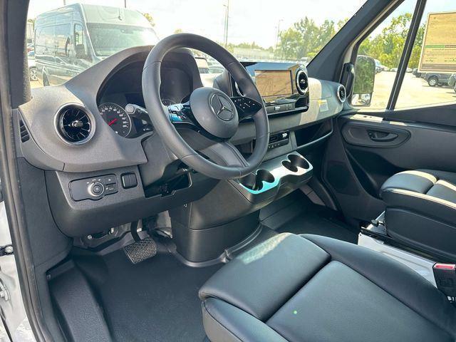 new 2025 Mercedes-Benz Sprinter 2500 car