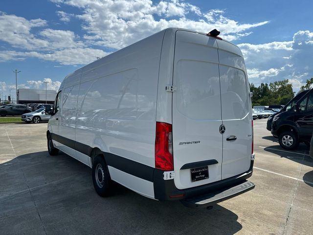 new 2025 Mercedes-Benz Sprinter 2500 car