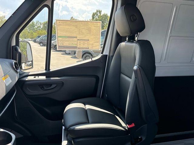 new 2025 Mercedes-Benz Sprinter 2500 car