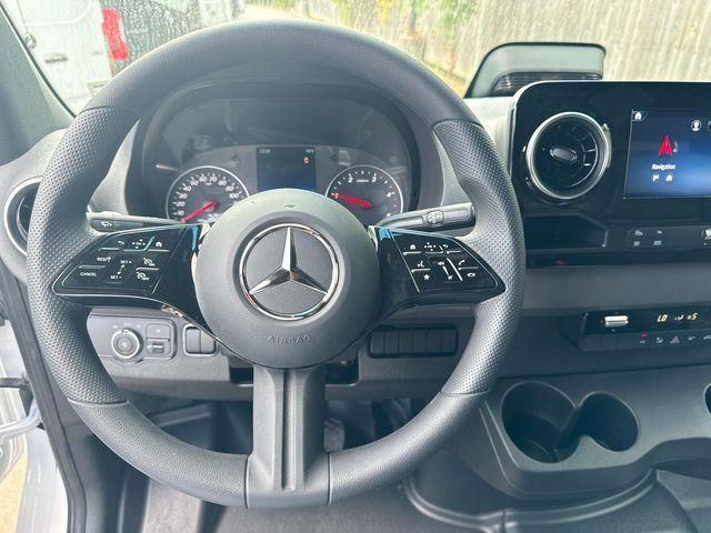 new 2025 Mercedes-Benz Sprinter 2500 car