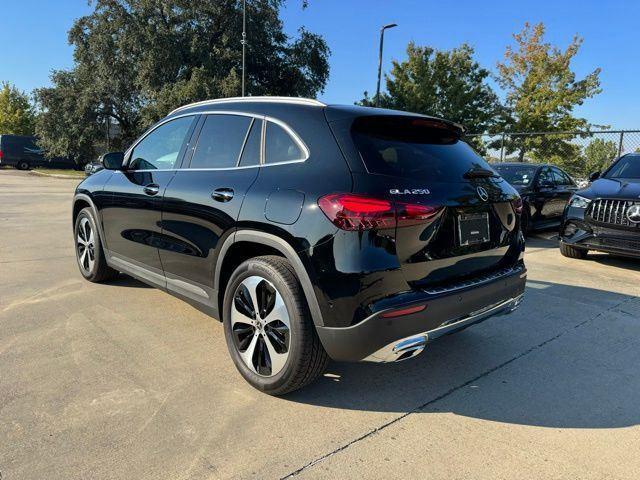 used 2025 Mercedes-Benz GLA 250 car, priced at $39,311