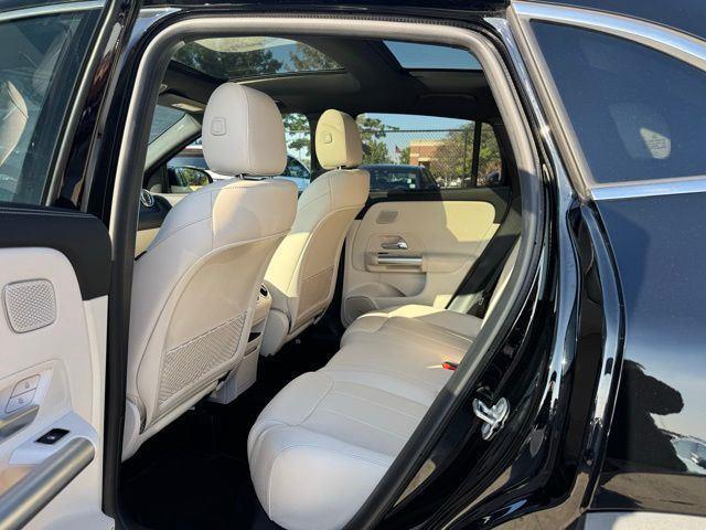 used 2025 Mercedes-Benz GLA 250 car, priced at $39,311