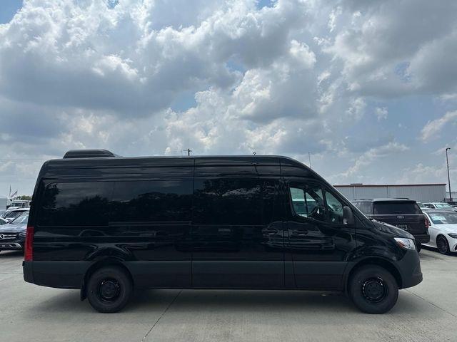 new 2024 Mercedes-Benz Sprinter 2500 car