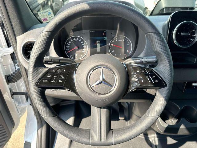 new 2025 Mercedes-Benz Sprinter 2500 car