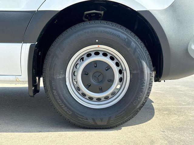 new 2025 Mercedes-Benz Sprinter 2500 car