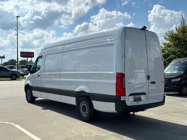 new 2025 Mercedes-Benz Sprinter 2500 car