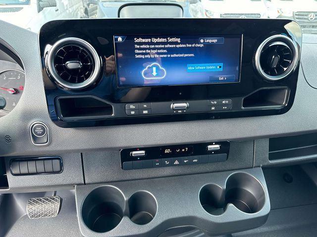 new 2025 Mercedes-Benz Sprinter 2500 car