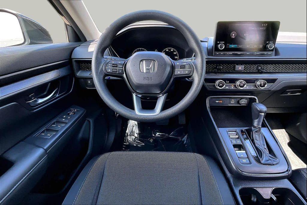 used 2025 Honda CR-V car, priced at $30,497