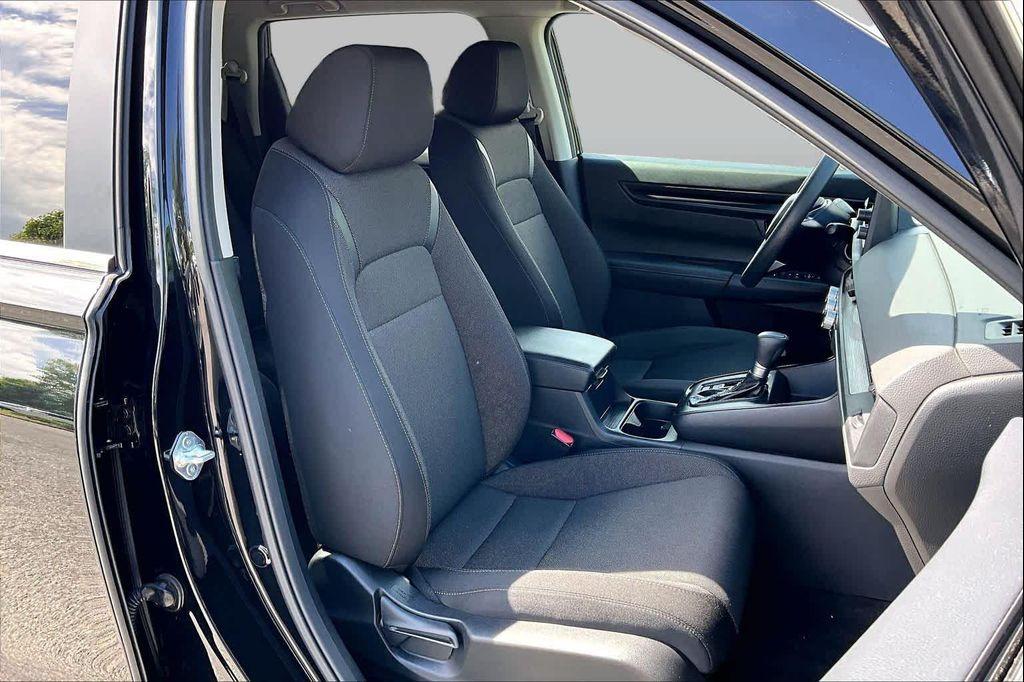 used 2025 Honda CR-V car, priced at $30,497