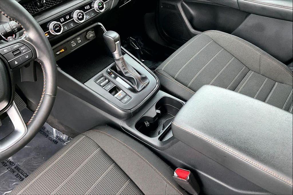 used 2024 Honda CR-V Hybrid car, priced at $33,098