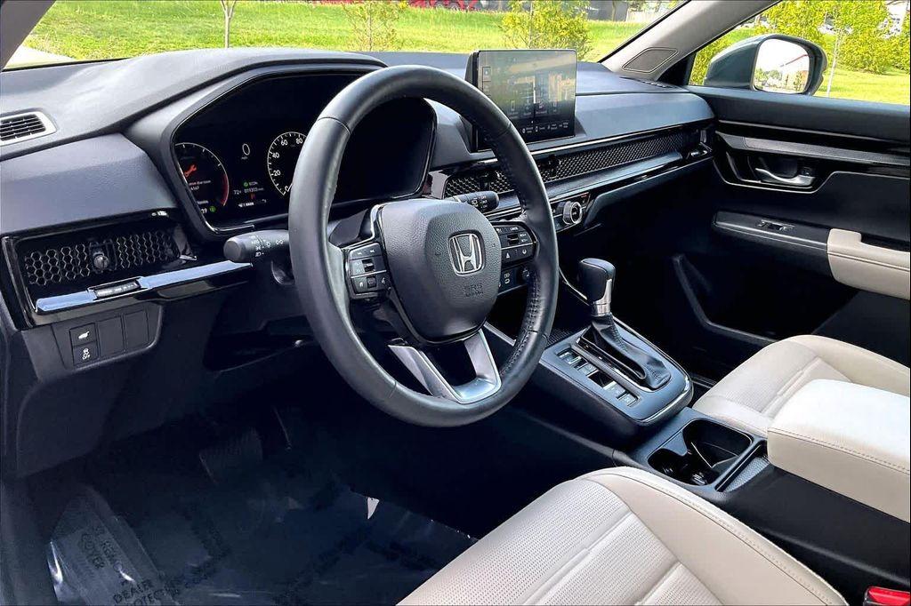 used 2023 Honda CR-V car, priced at $31,772