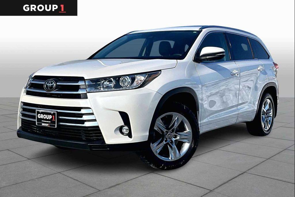 used 2019 Toyota Highlander car, priced at $24,499