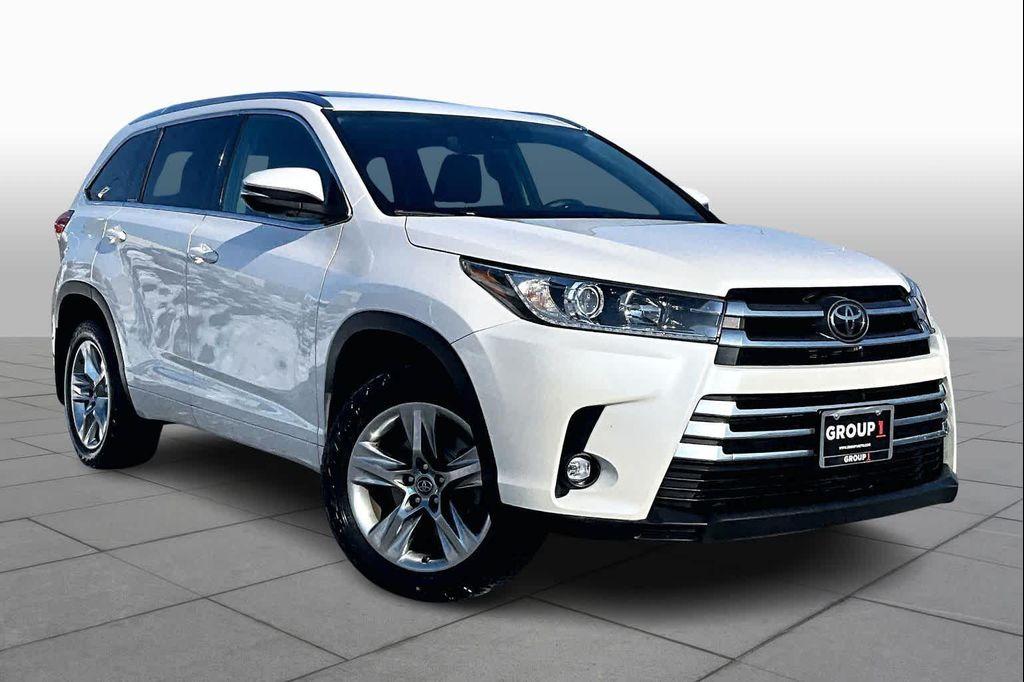 used 2019 Toyota Highlander car, priced at $24,499