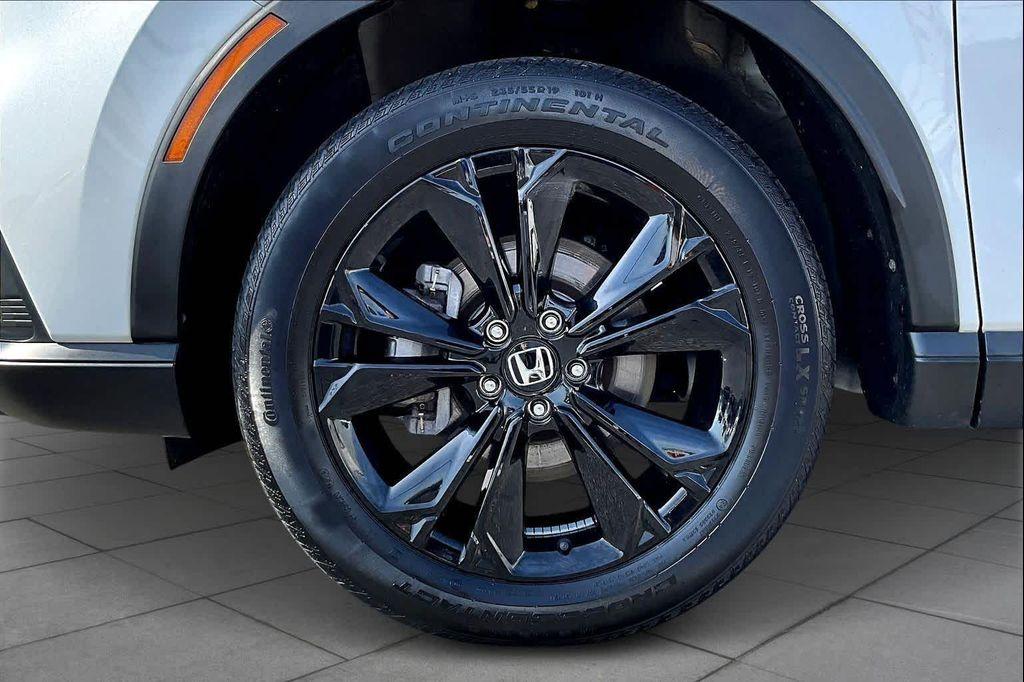 used 2024 Honda CR-V Hybrid car, priced at $35,244