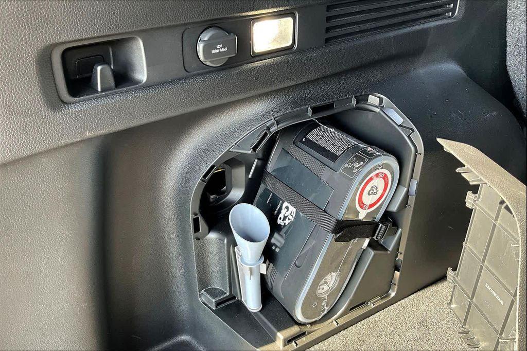 used 2024 Honda CR-V Hybrid car, priced at $35,244