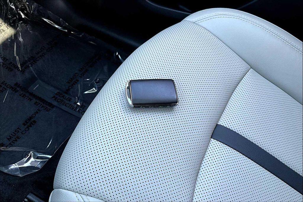 used 2025 Mazda CX-70 PHEV car, priced at $37,999