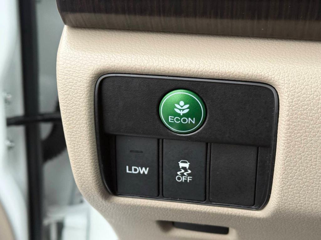 used 2013 Honda Accord car, priced at $14,998