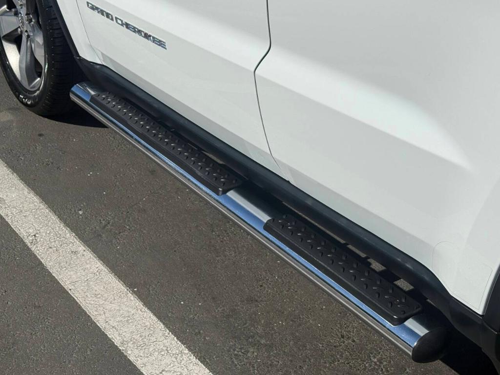 used 2015 Jeep Grand Cherokee car, priced at $10,598