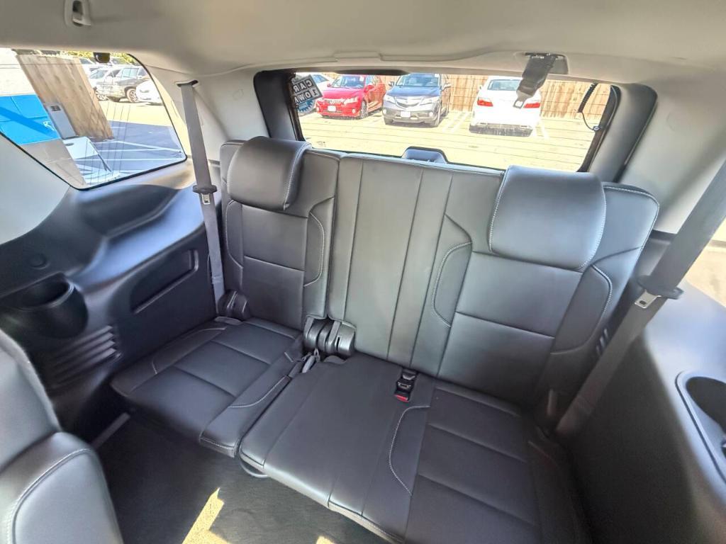 used 2017 GMC Yukon car, priced at $23,998