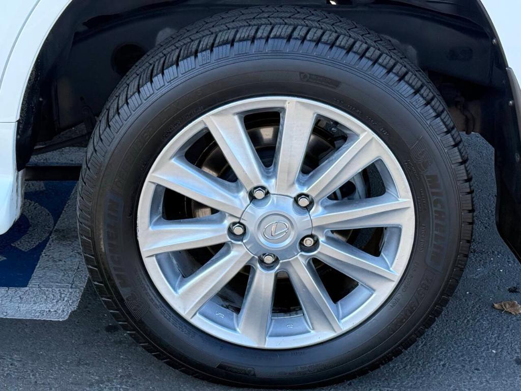 used 2010 Lexus LX 570 car, priced at $26,998