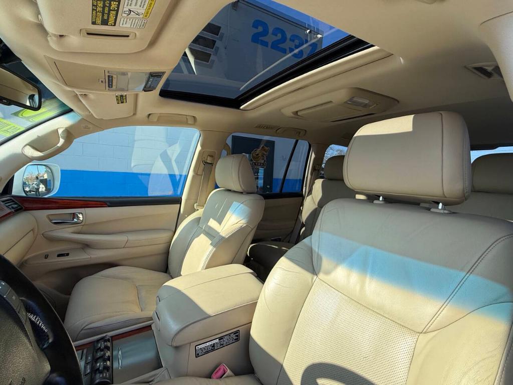 used 2010 Lexus LX 570 car, priced at $26,998