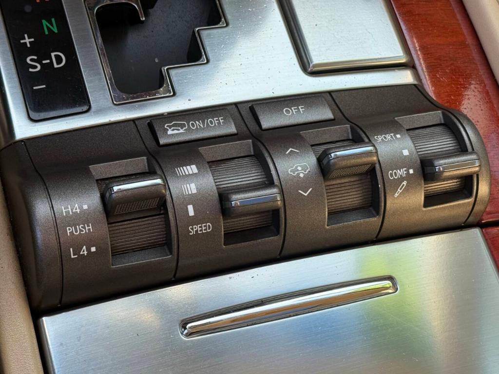 used 2010 Lexus LX 570 car, priced at $26,998