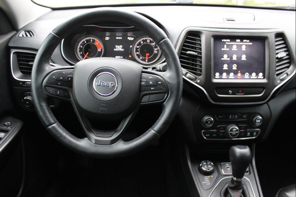 used 2019 Jeep Cherokee car, priced at $9,499