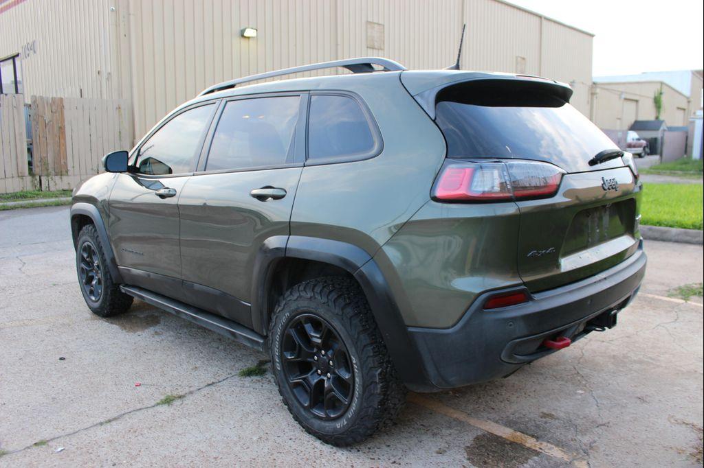 used 2019 Jeep Cherokee car, priced at $9,499