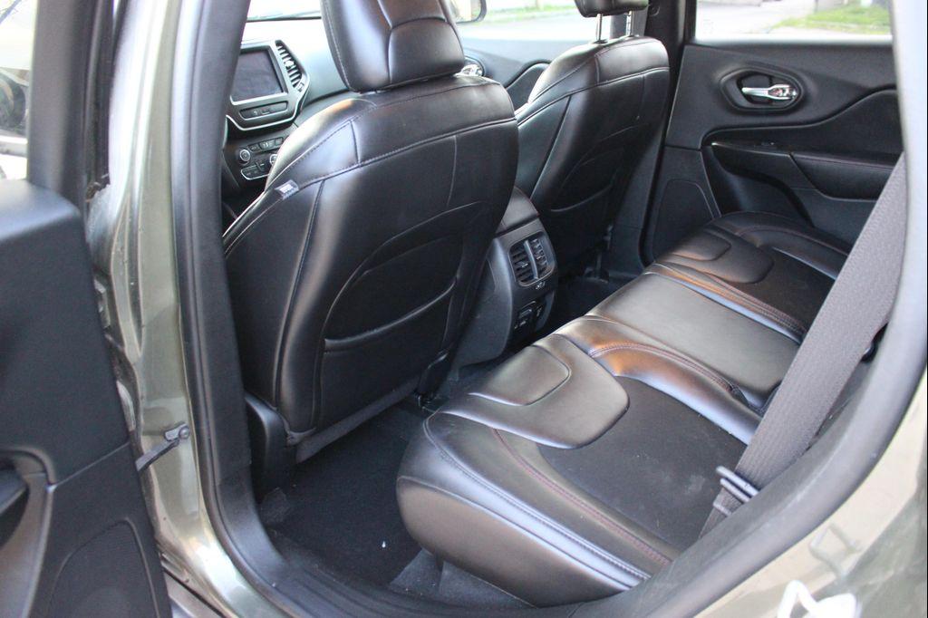 used 2019 Jeep Cherokee car, priced at $9,499