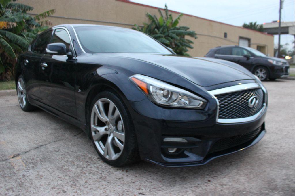 used 2015 INFINITI Q70 car, priced at $9,999