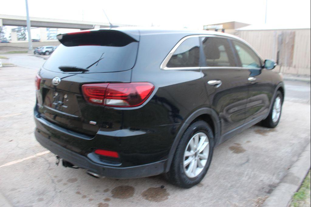 used 2019 Kia Sorento car, priced at $9,499