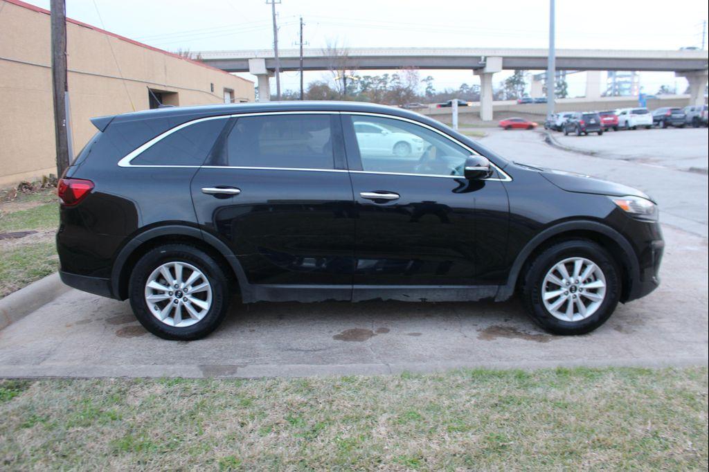 used 2019 Kia Sorento car, priced at $9,499