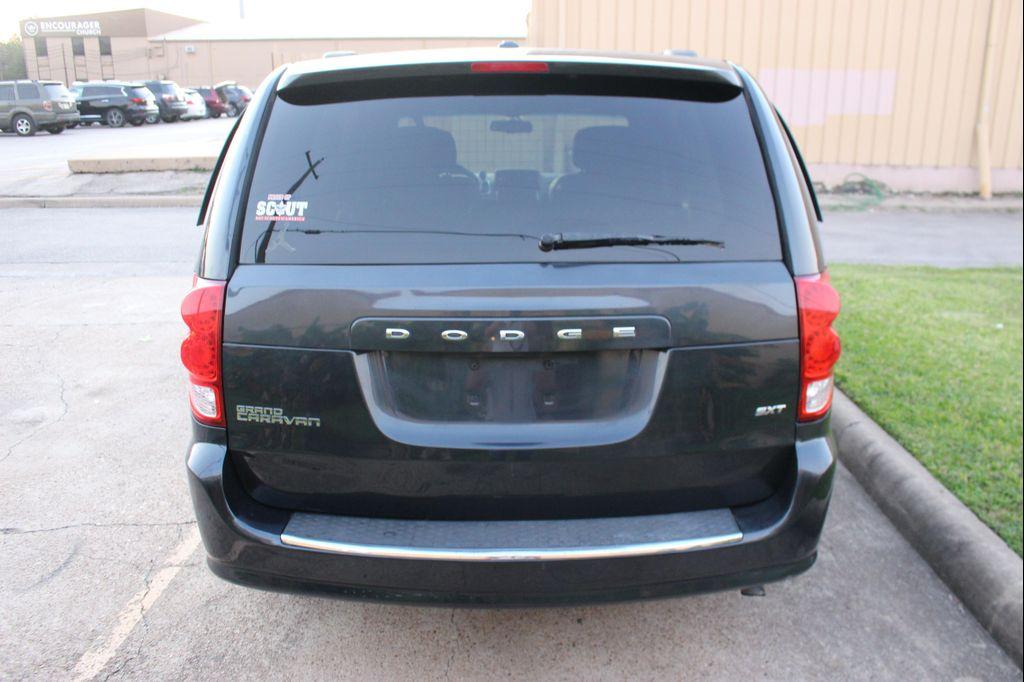 used 2014 Dodge Grand Caravan car, priced at $5,699