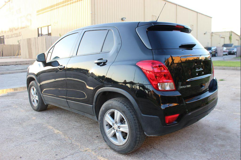 used 2022 Chevrolet Trax car, priced at $9,999