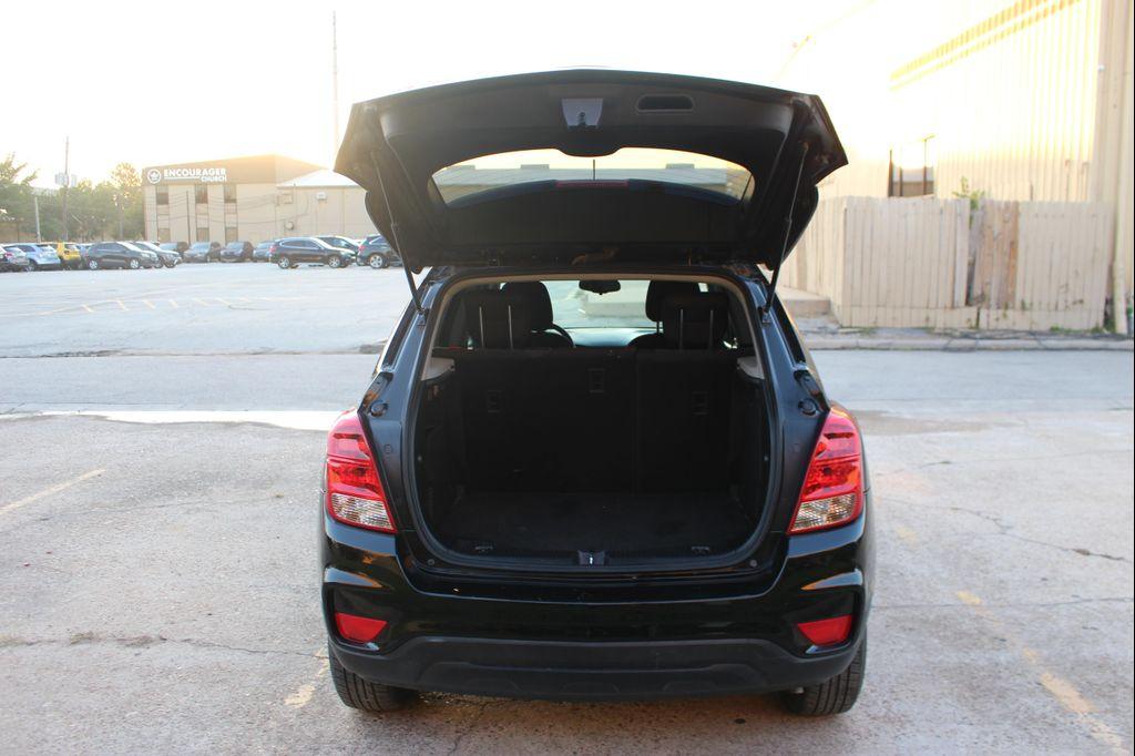 used 2022 Chevrolet Trax car, priced at $9,999