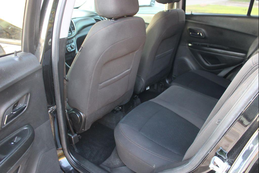 used 2022 Chevrolet Trax car, priced at $9,999