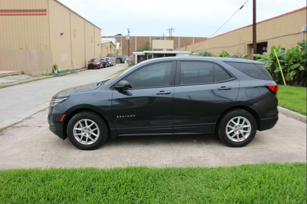used 2022 Chevrolet Equinox car, priced at $13,499