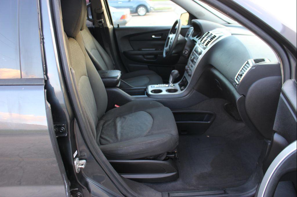 used 2012 GMC Acadia car, priced at $3,999