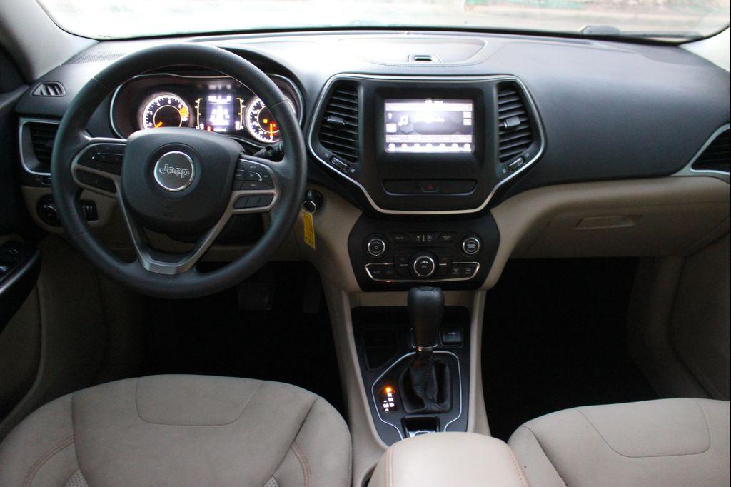 used 2019 Jeep Cherokee car, priced at $10,499