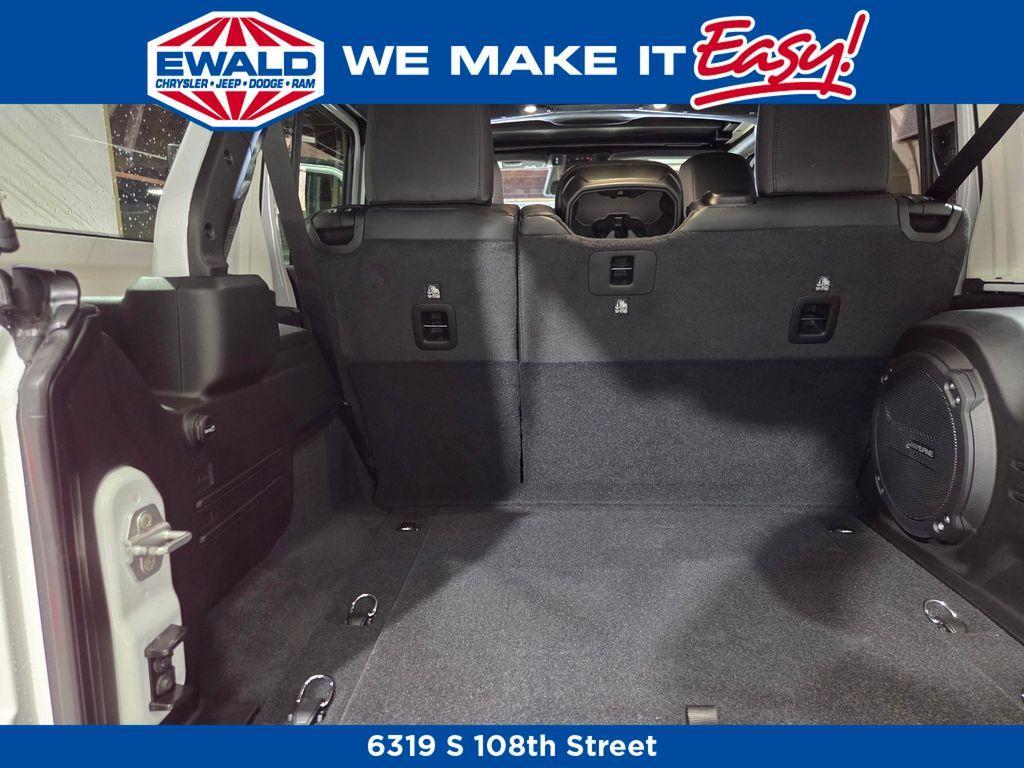 new 2026 Jeep Wrangler car, priced at $60,277