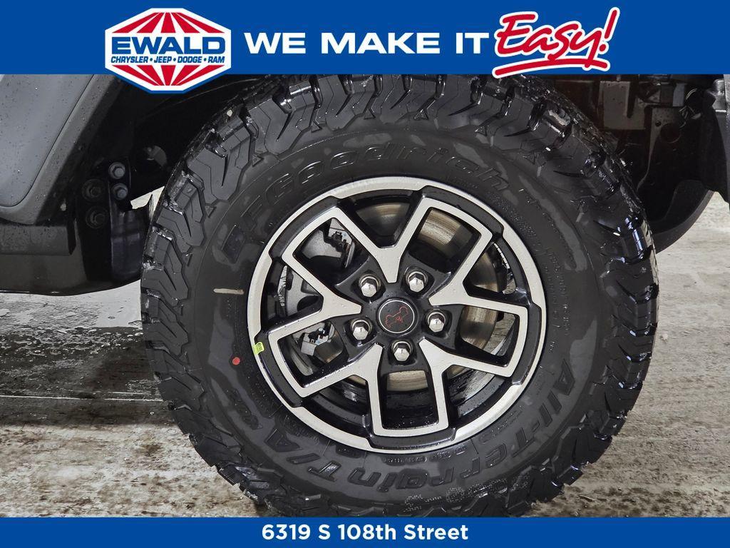 new 2026 Jeep Wrangler car, priced at $60,277