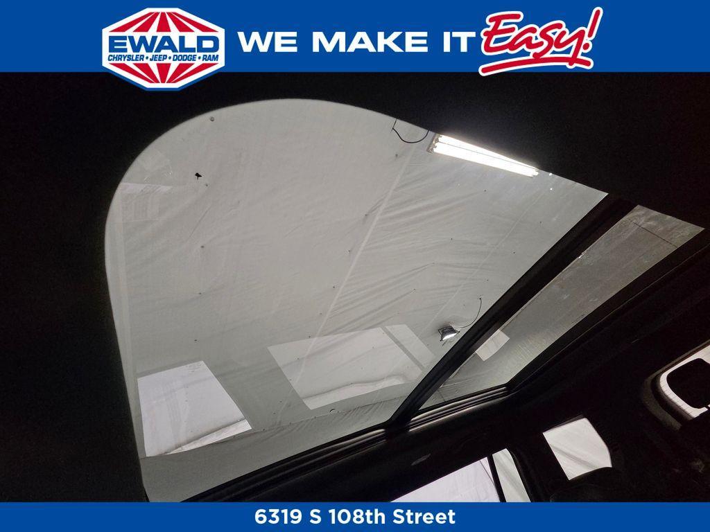 new 2025 Jeep Grand Cherokee L car, priced at $49,781