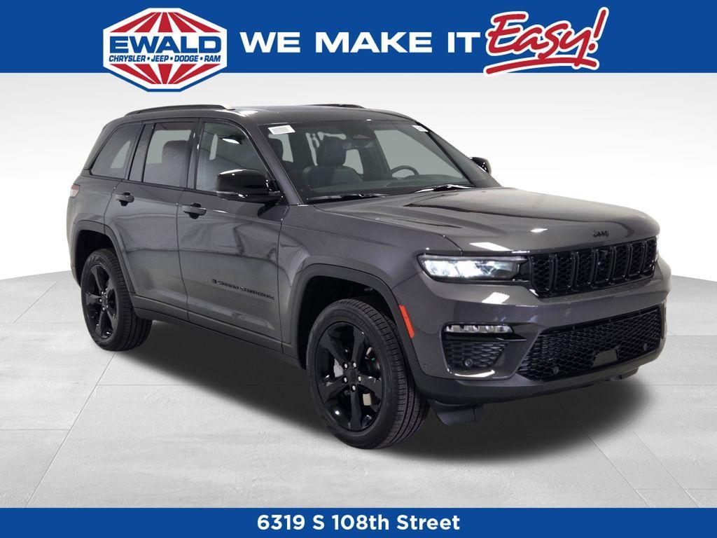new 2025 Jeep Grand Cherokee car, priced at $50,215
