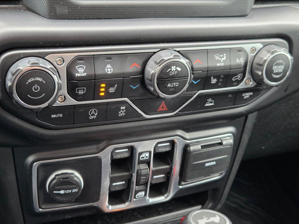 used 2021 Jeep Wrangler Unlimited car, priced at $33,249