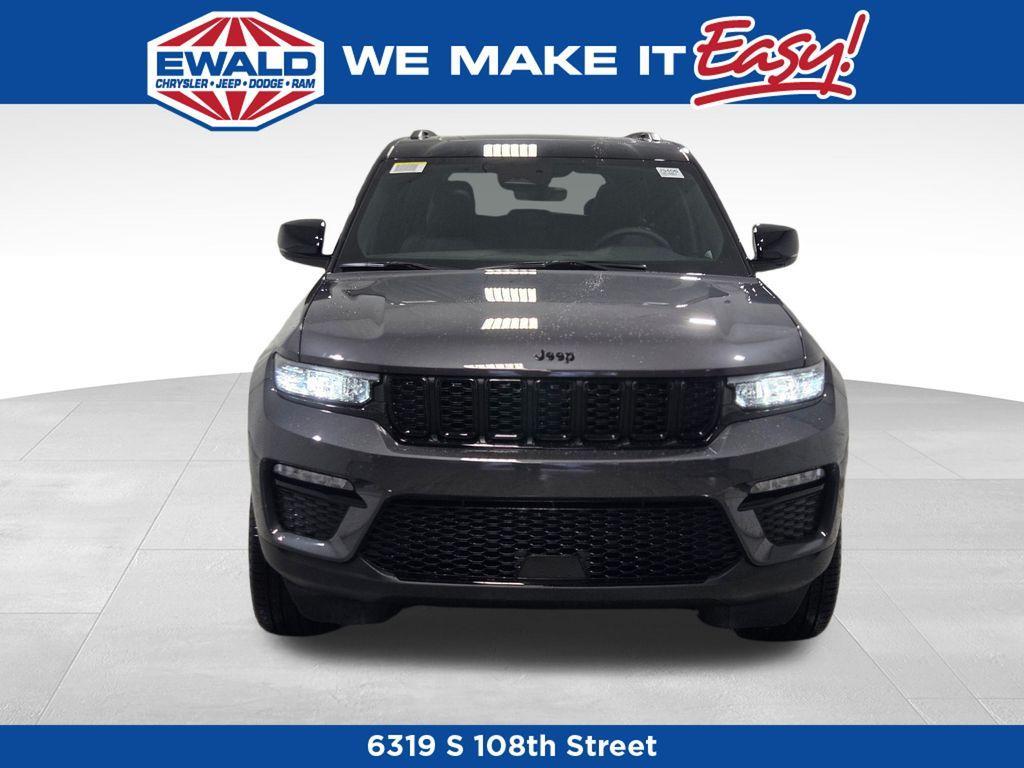 new 2025 Jeep Grand Cherokee car