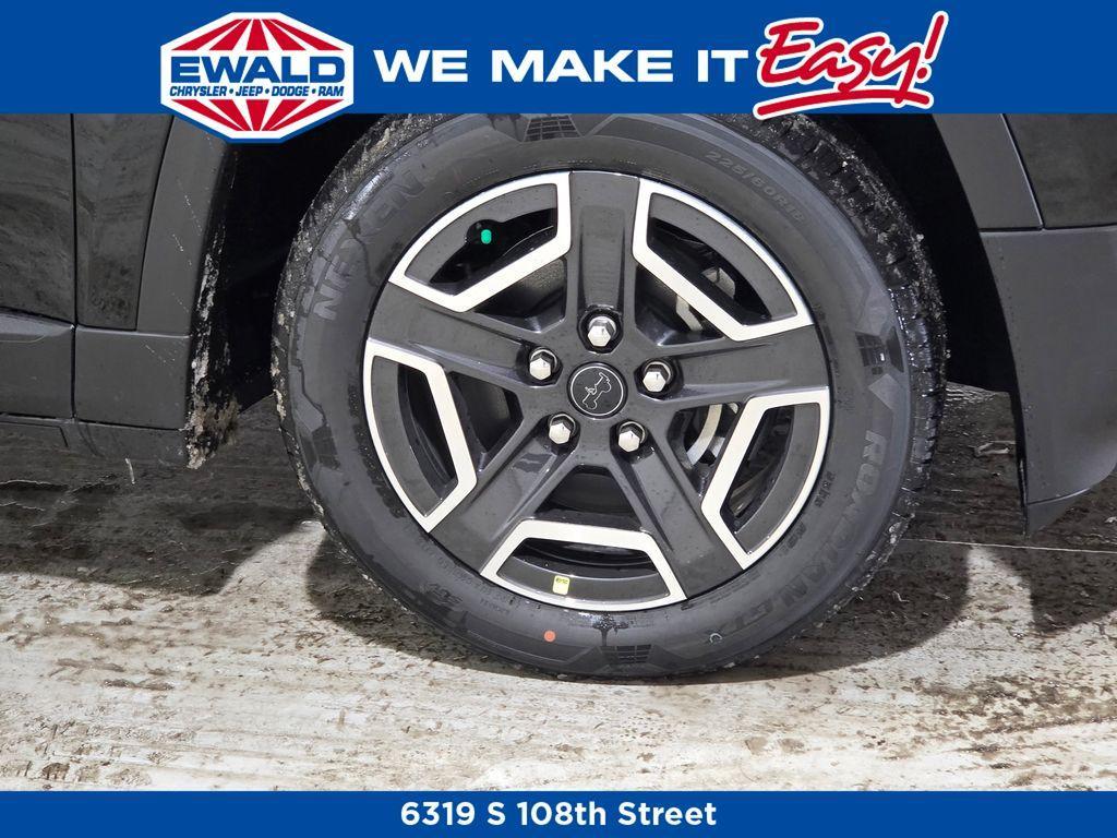 new 2026 Jeep Cherokee car, priced at $40,547