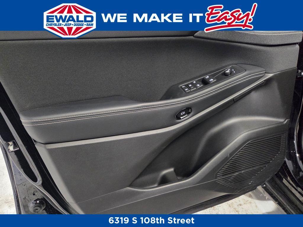 new 2026 Jeep Cherokee car, priced at $40,547