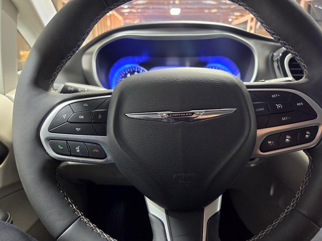 used 2024 Chrysler Pacifica car, priced at $27,265