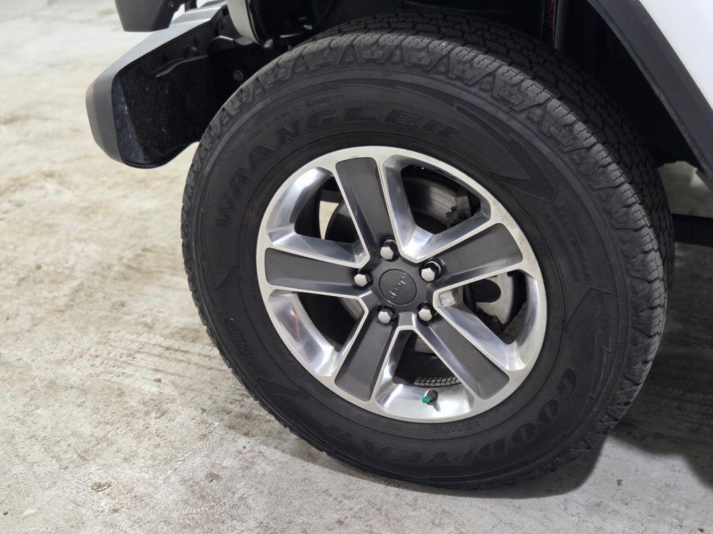 used 2022 Jeep Wrangler Unlimited car, priced at $33,410