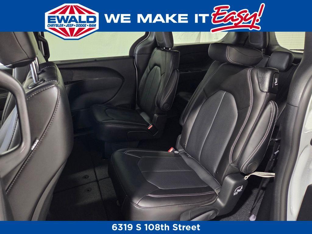 new 2026 Chrysler Pacifica car, priced at $41,566